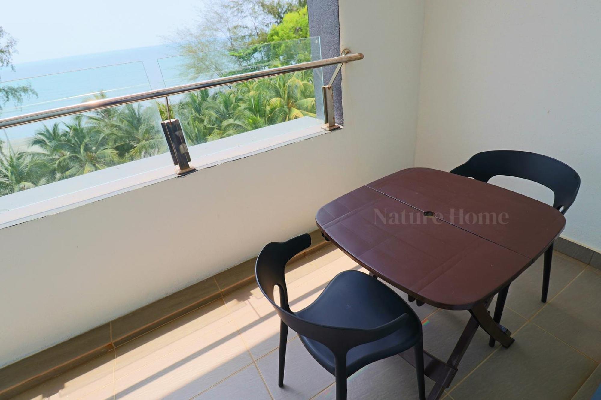 Nature Home 2 - Swiss Garden Resort Residences Beachfront Villa Kuantan Extérieur photo