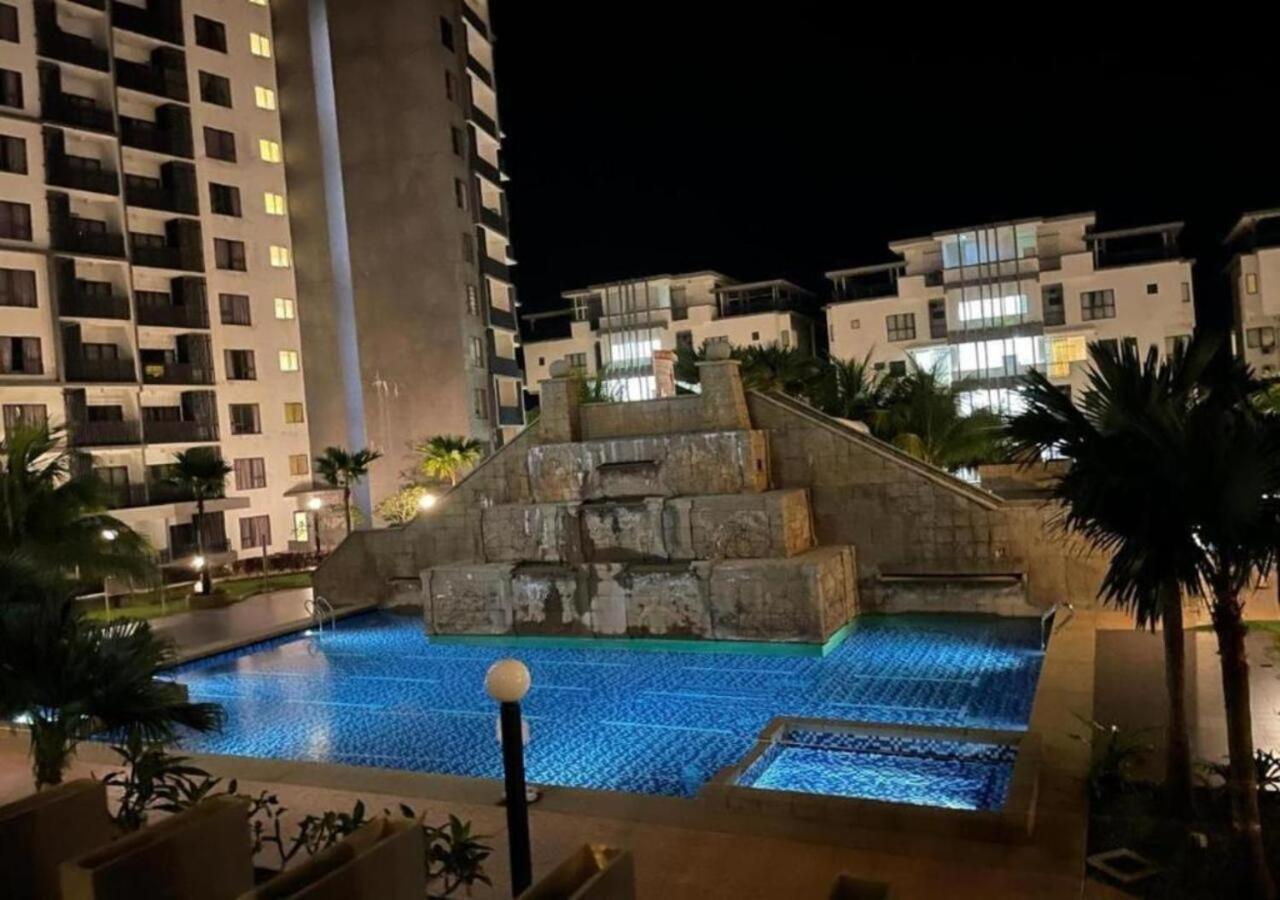 Nature Home 2 - Swiss Garden Resort Residences Beachfront Villa Kuantan Extérieur photo